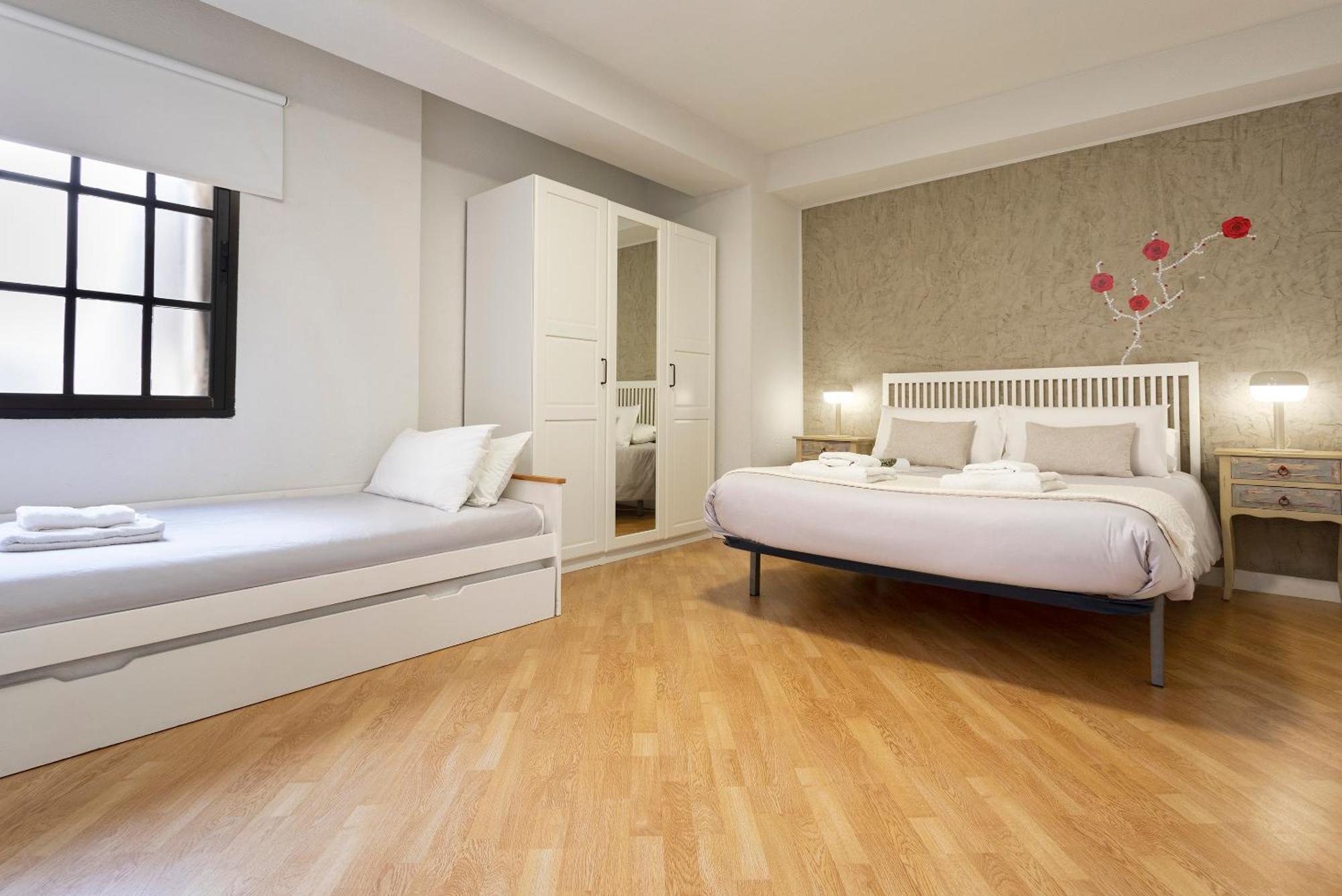 Coqueto Apartamento Junto A Calle Larios By Rent Me Μάλαγα Εξωτερικό φωτογραφία